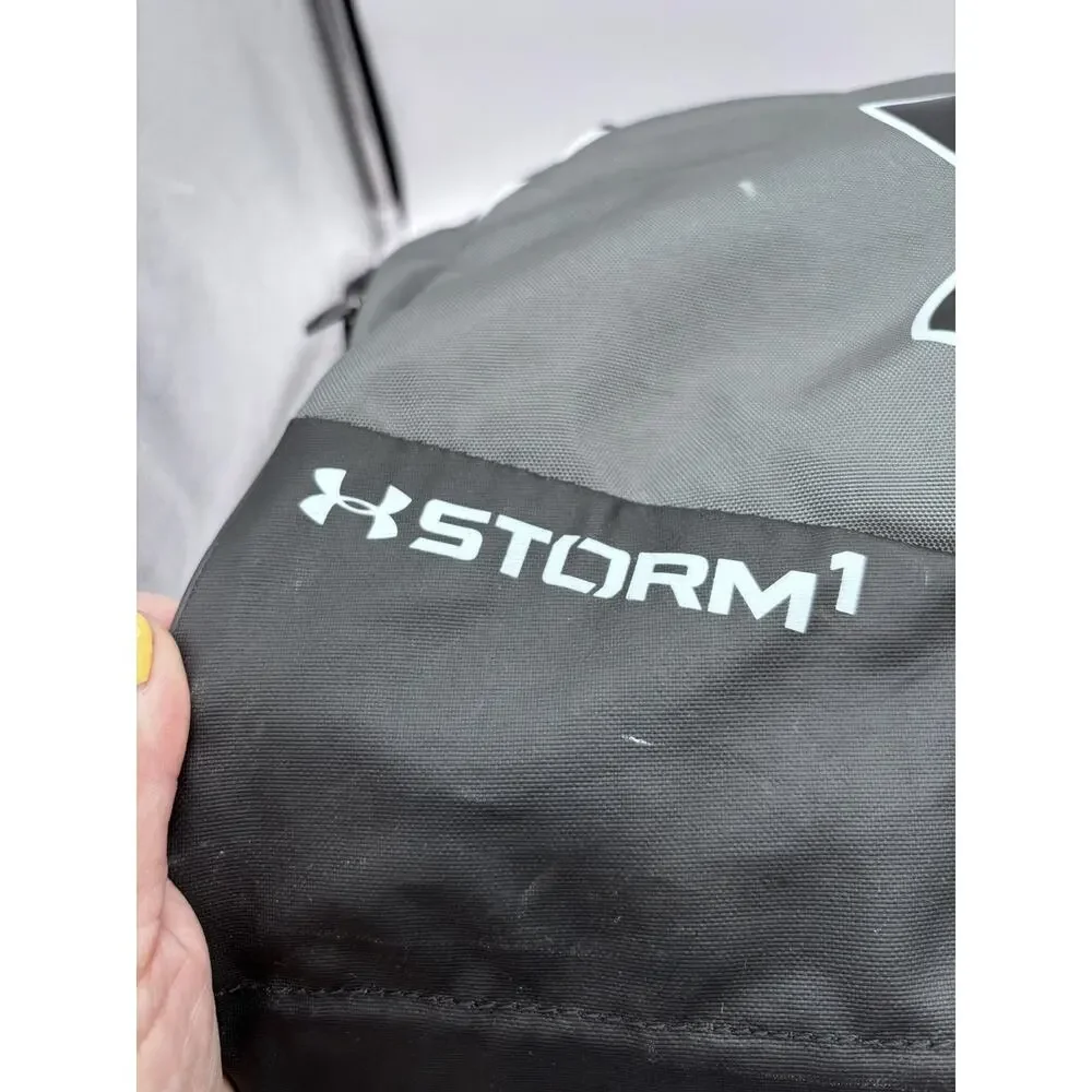 Under Armour Storm Duffel Bag Gym Workout Pockets Shoulder Carry Gray Black